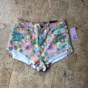 NWT WILD FABLE Highest Rise Cheeky Floral Shorts Size 0